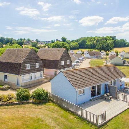 Seaview Holidays - Salterns Village Eksteriør bilde